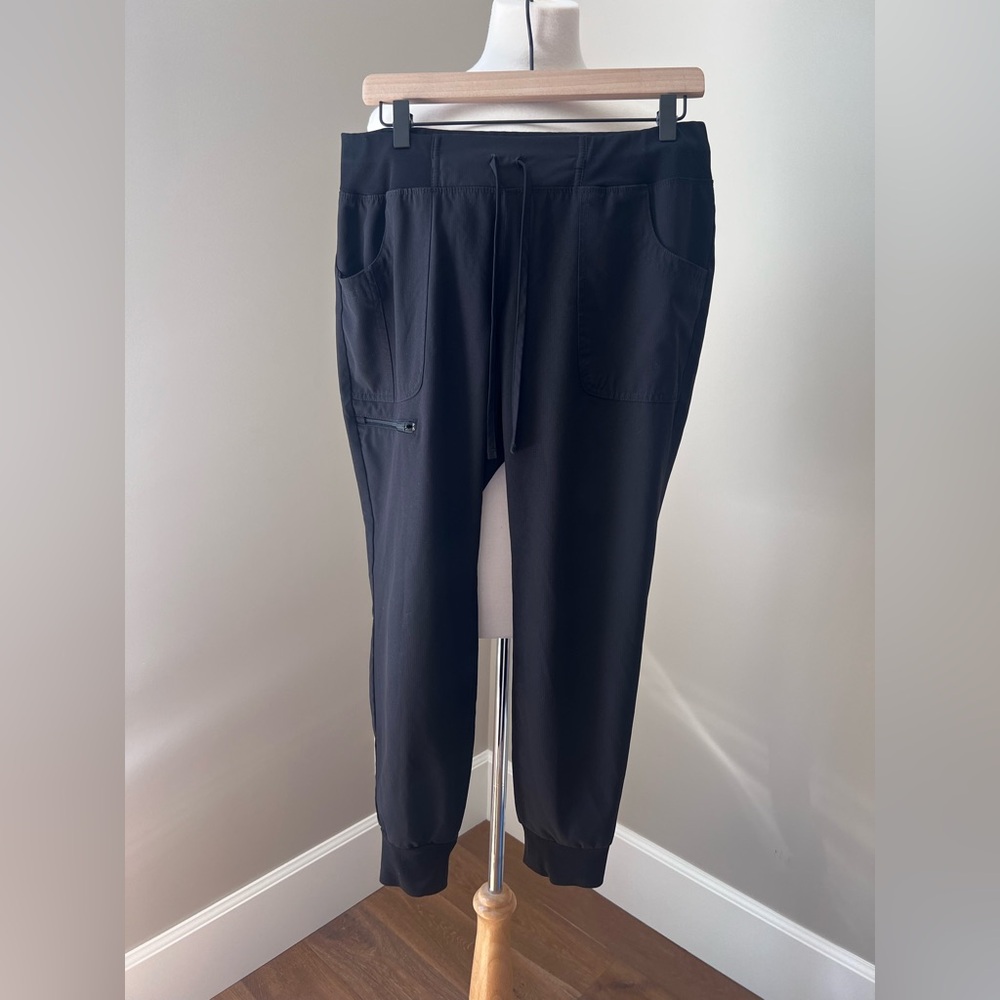 Allheart Women’s Low Rise Tapered Leg Pant Scrub Petite Size Medium Black